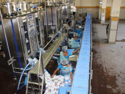 {"remix_data":[],"remix_entry_point":"challenges","source_tags":[],"origin":"unknown","total_draw_time":0,"total_draw_actions":0,"layers_used":0,"brushes_used":0,"photos_added":0,"total_editor_actions":{},"tools_used":{"beautify":1,"adjust":1},"is_sticker":false,"edited_since_last_sticker_save":true,"containsFTESticker":false}